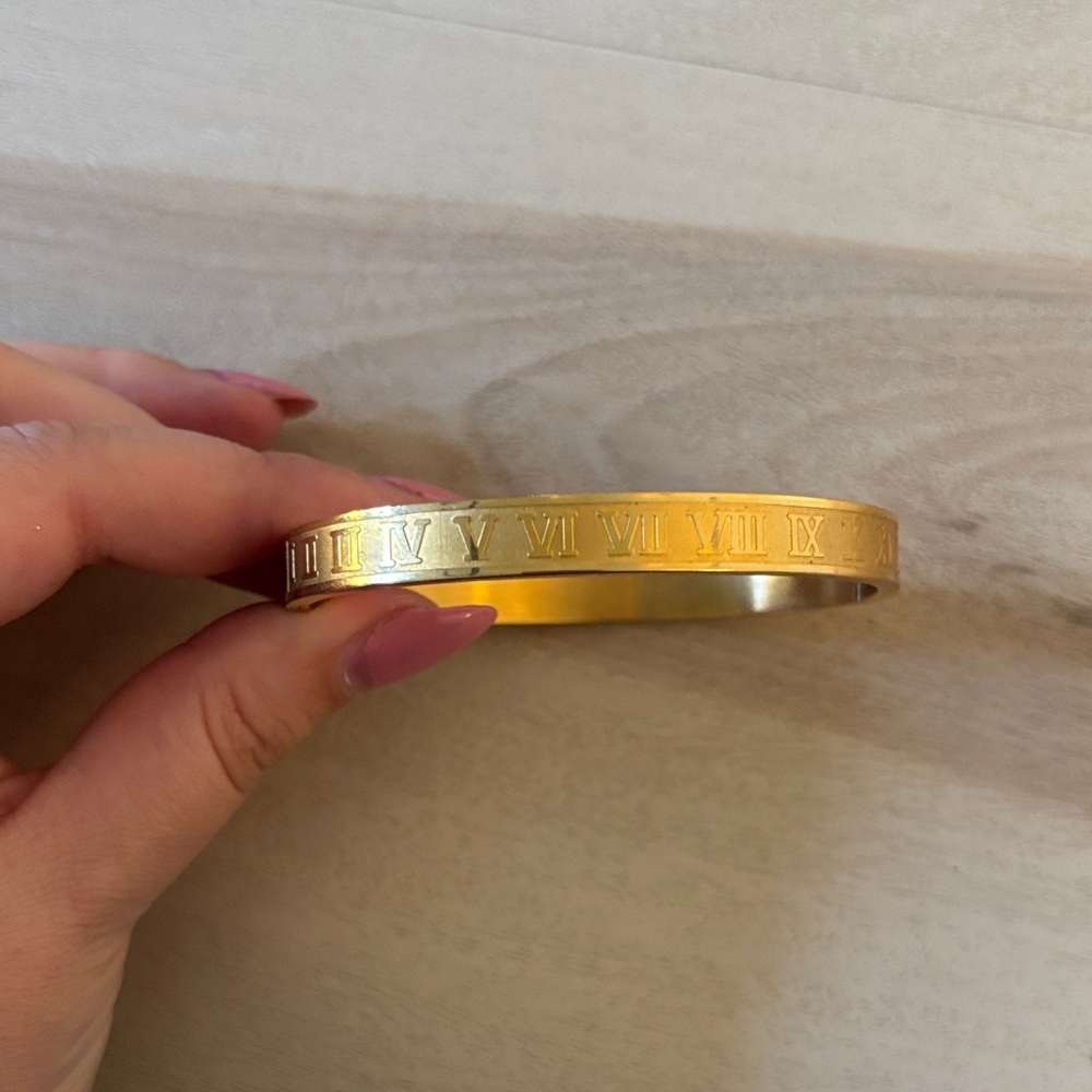 Gold Roman Numeral Bangle Bracelet